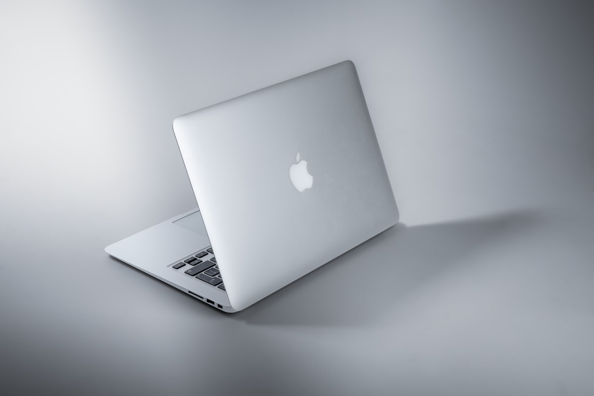 MacBook Air 13&Prime; M3